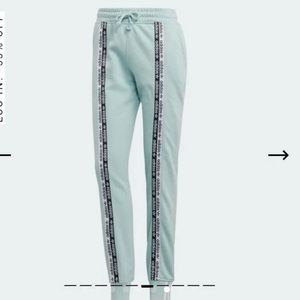 Adidas sweatpants